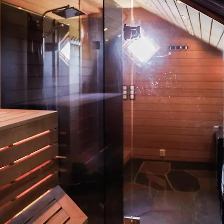 5 Bedroom In Holiday home *
